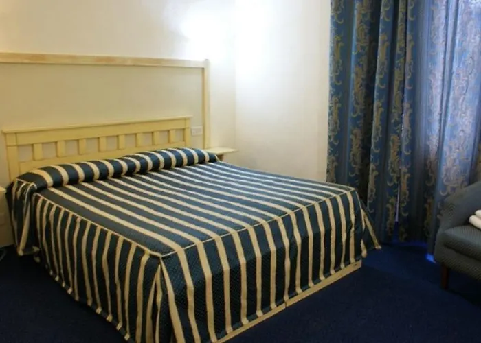 Spagna Ex Deco Szálloda 2*