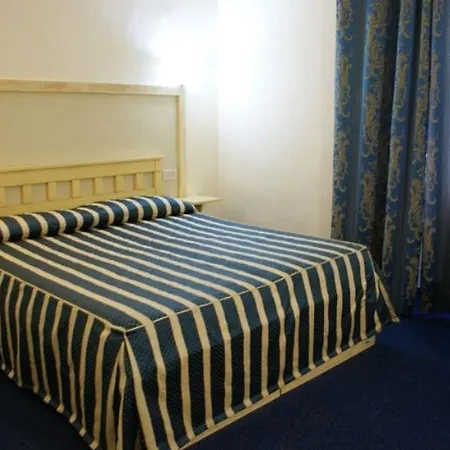 Spagna Ex Deco ホテル 2*